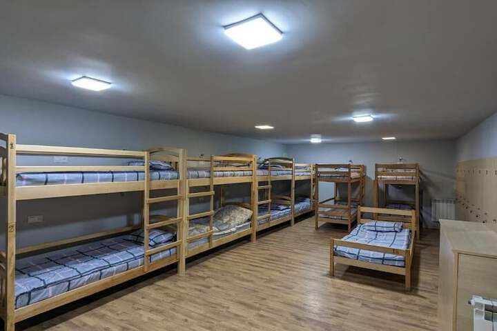 Room 10 of 23