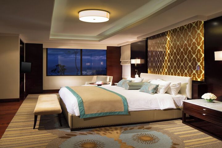 Room 16 of 123