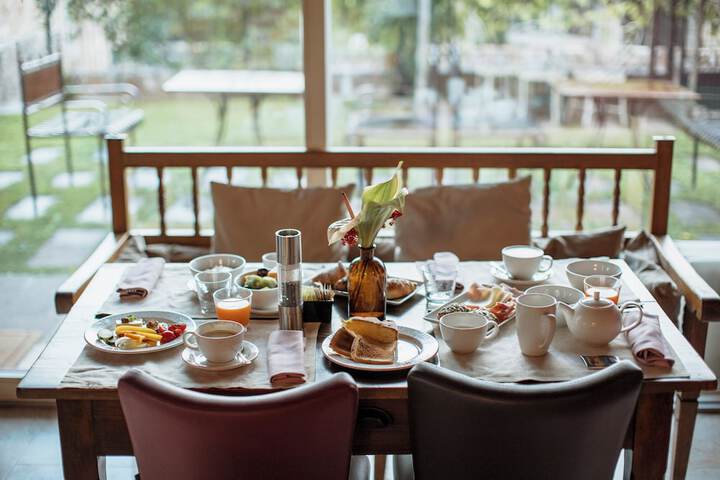 Breakfast/Coffee Service 78 of 97