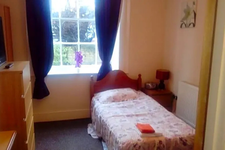 Room 2 of 14