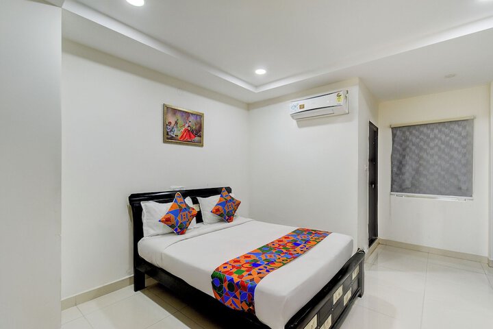 Room 21 of 32