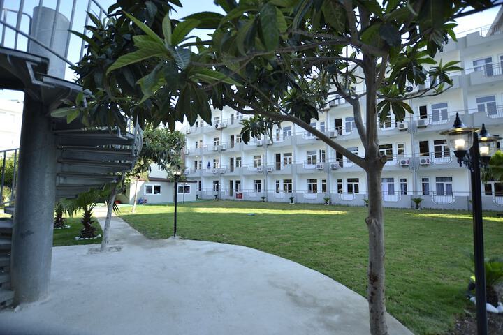 Hotel 73 of 83