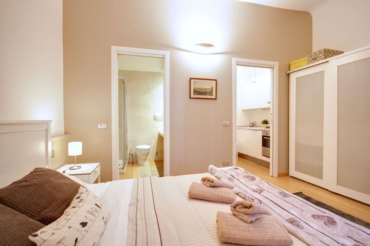Room 17 of 19
