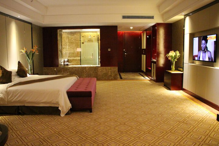 Room 7 of 46