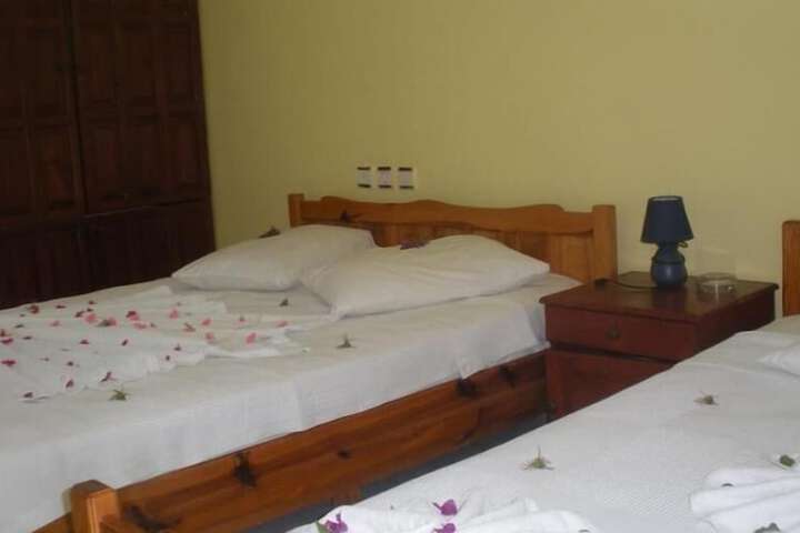 Room 6 of 71