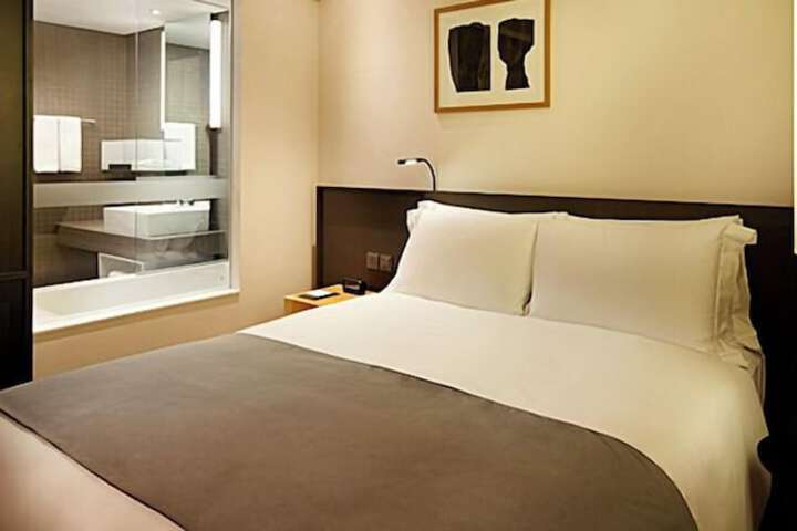 Room 14 of 56