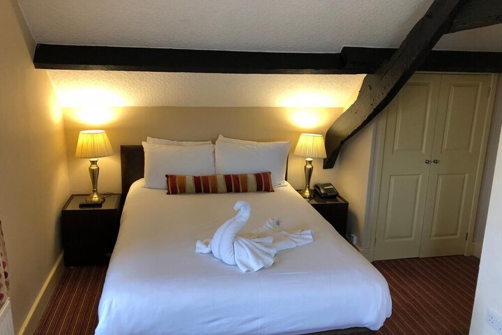 Room 26 of 45
