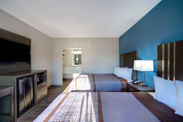 Room 20 of 43