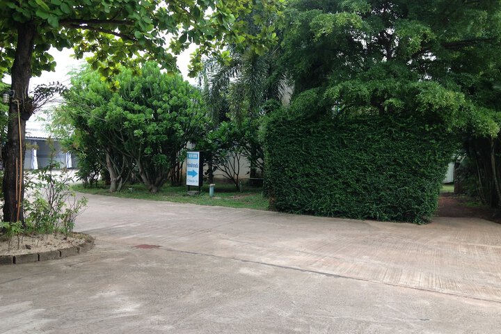 Property Grounds 10 of 11