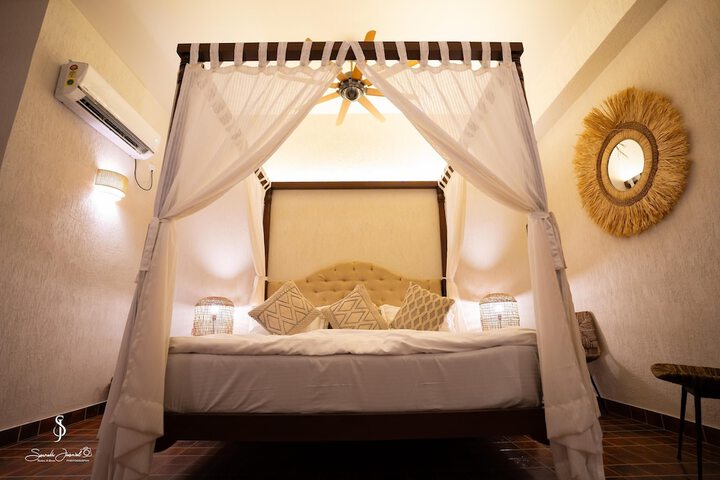 Room 3 of 37