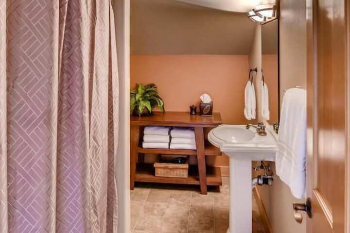 Room 19 of 31