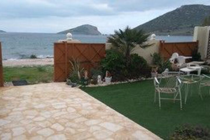 George Apartm by the Sea and Airport 2