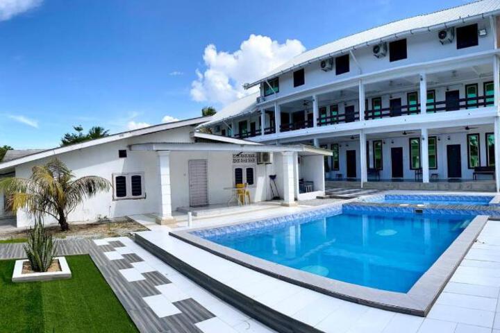 CAPITAL O 90520 FIKRI WETLAND GUESTHOUSE AND RESORT