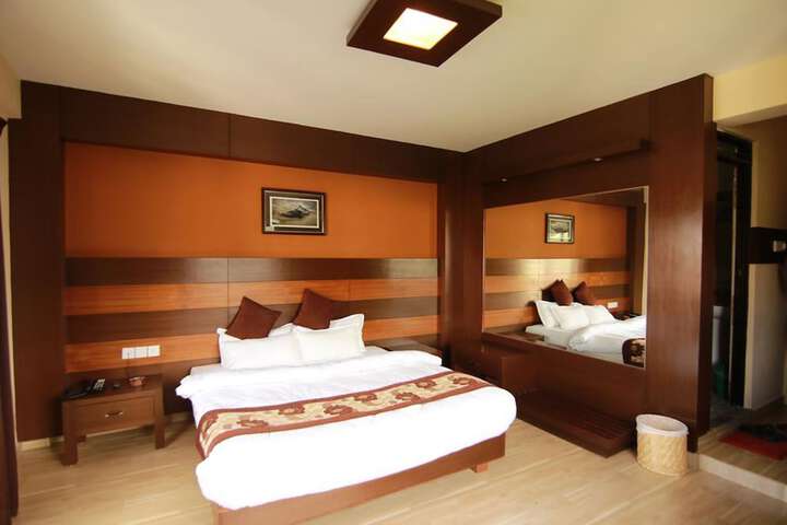 Room 17 of 45