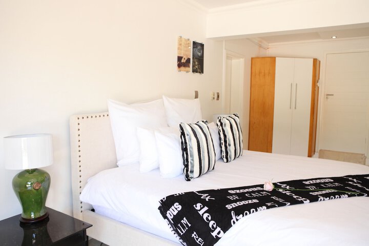 Room 12 of 62
