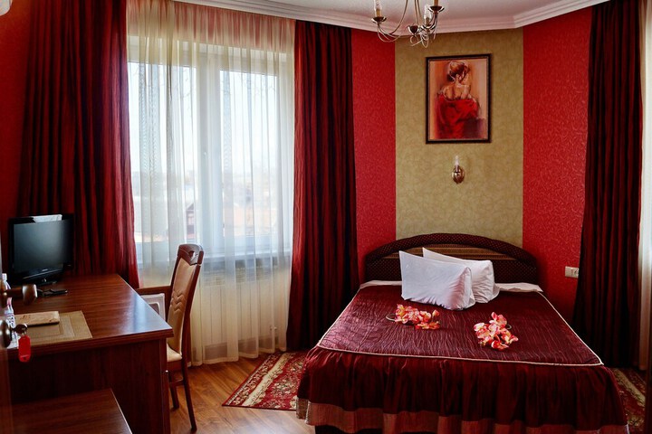 Room 16 of 60