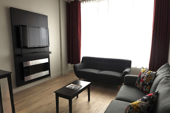 Room 16 of 47