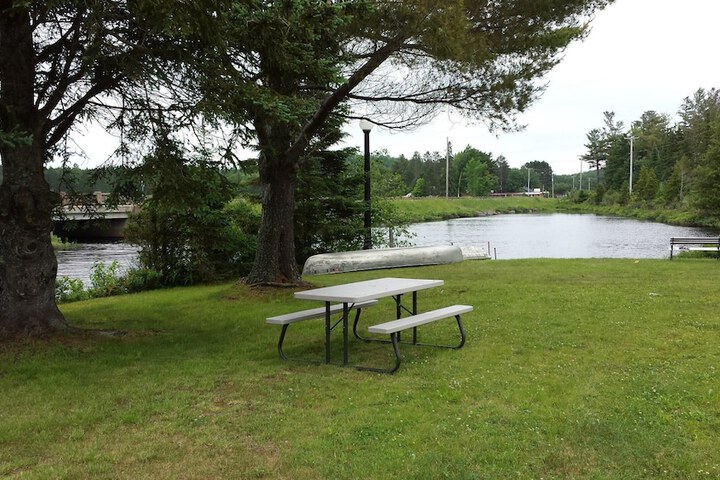 Property Grounds 18 of 22