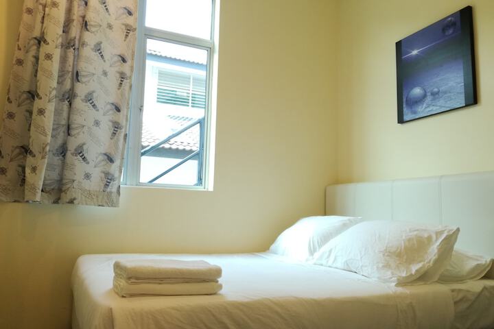 Room 7 of 23