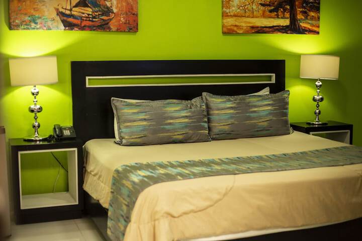Room 34 of 67
