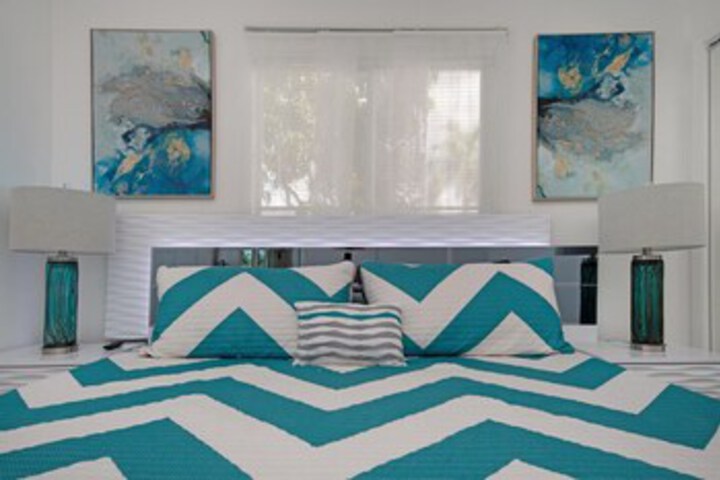 Room 42 of 47