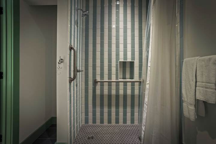 Room 54 of 111