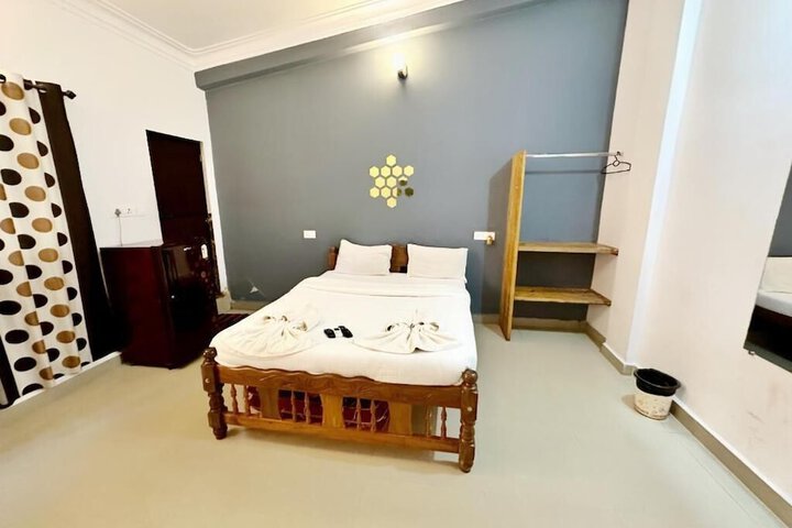 Room 26 of 43
