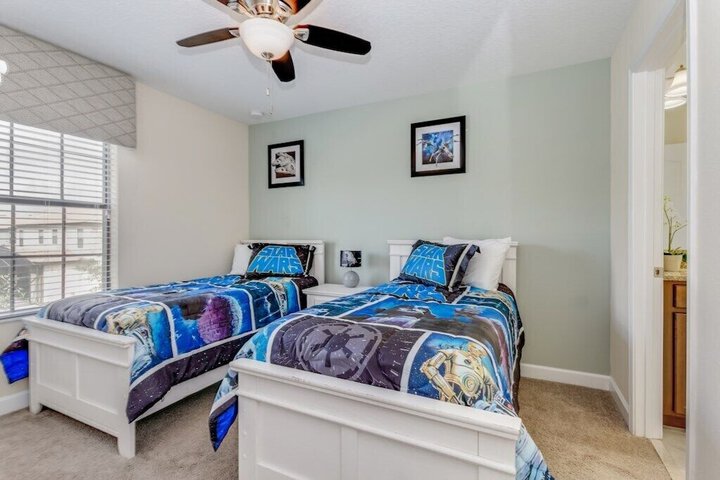 Room 18 of 71