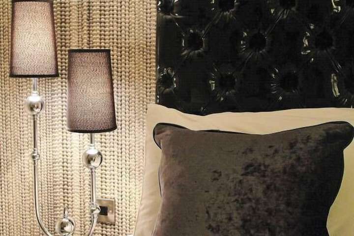 Room 16 of 38