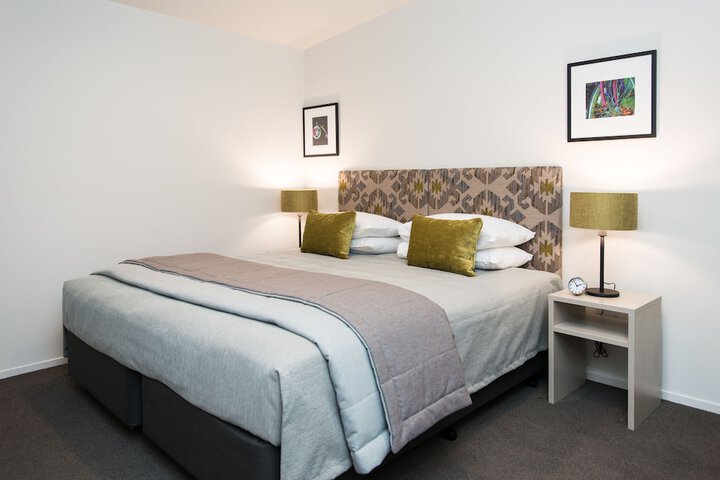 Room 4 of 31