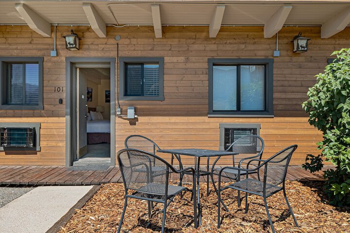 Terrace/Patio 54 of 118