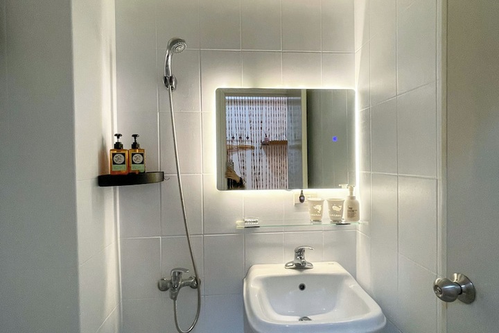 Bath Interior