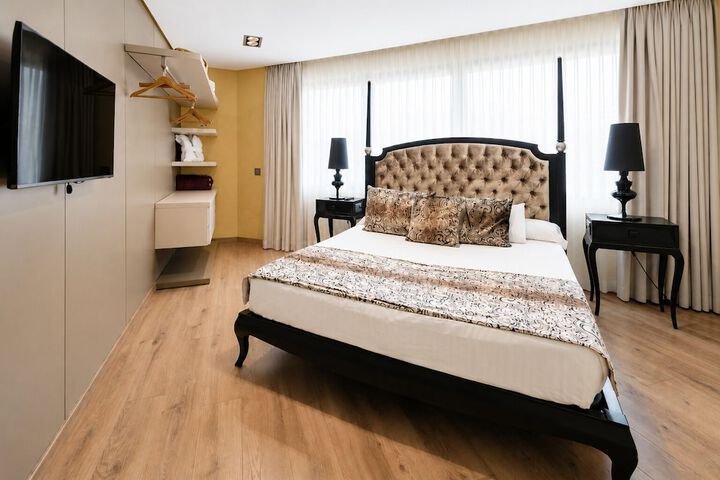 Room 18 of 47