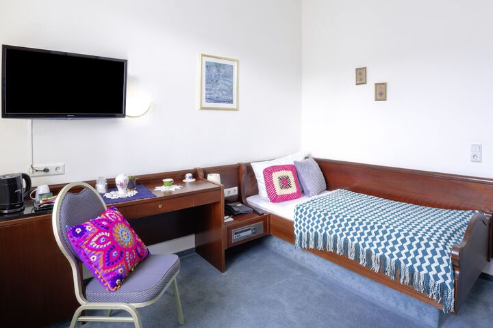 Room 20 of 34