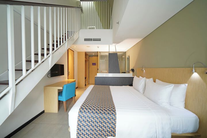 Room 41 of 64