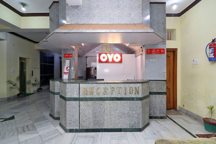 OYO 16112 Hotel Uruvela International