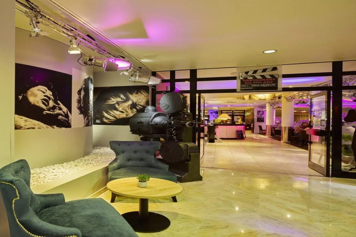 hotel_rooms