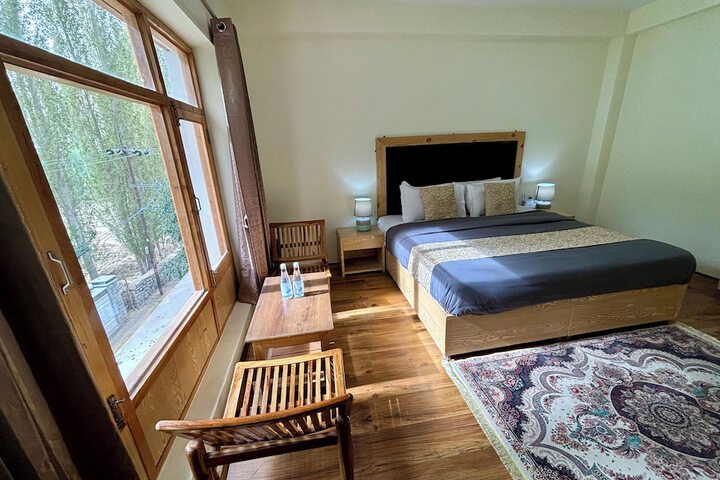 Room 9 of 30
