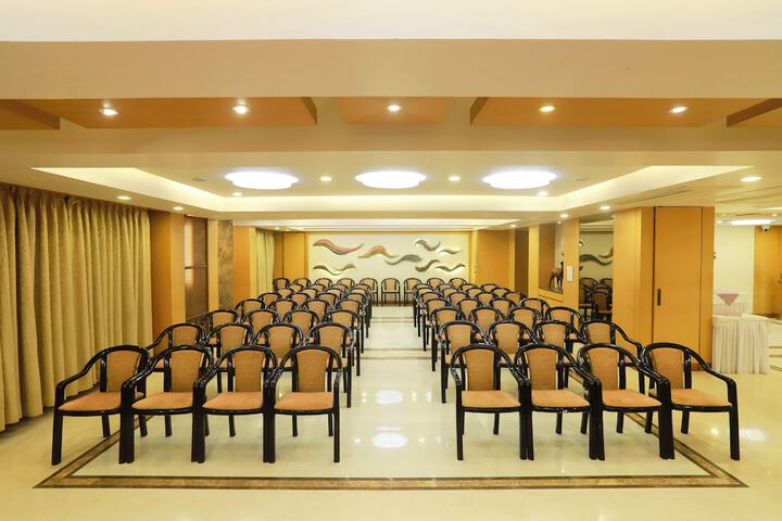 Ballroom/Hall 47 of 66