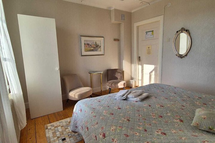 Room 21 of 68