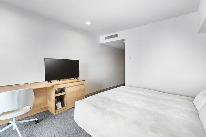 Room 30 of 101