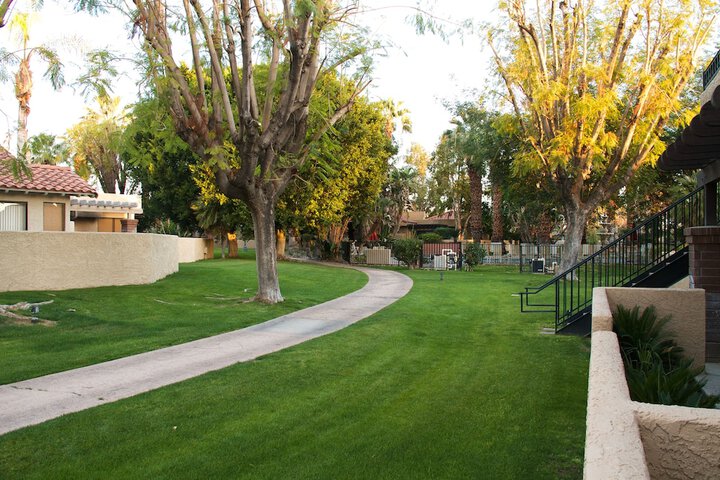 Property Grounds 37 of 45