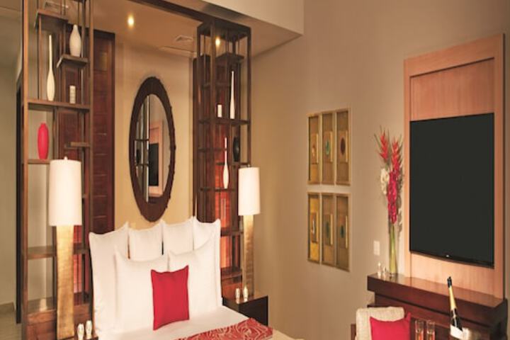 Room 14 of 75