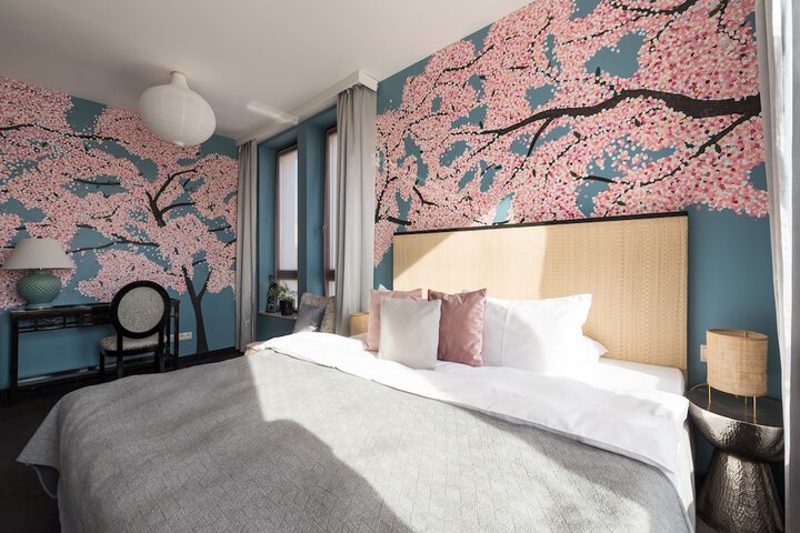 Room 13 of 54