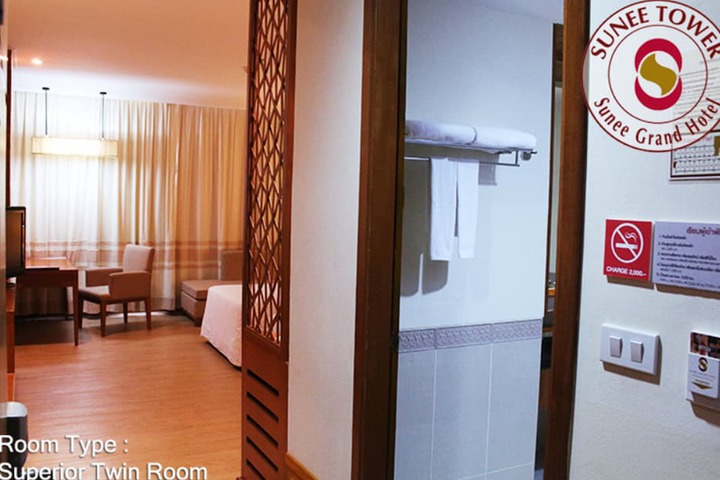 Room 42 of 56