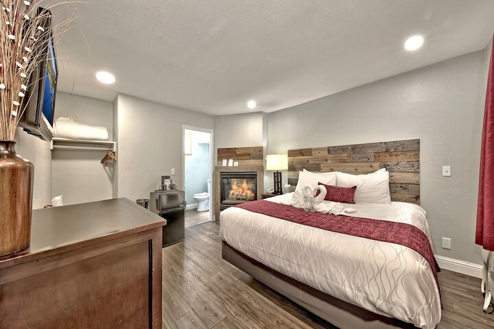 Standard | King Bed (27 of 36)