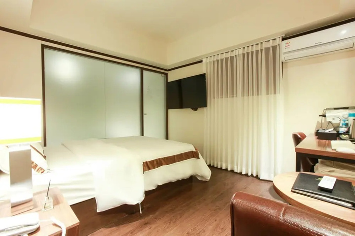 guest_rooms