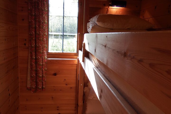 Room 3 of 10
