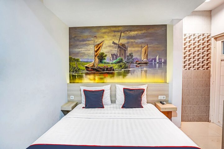 Room 9 of 19