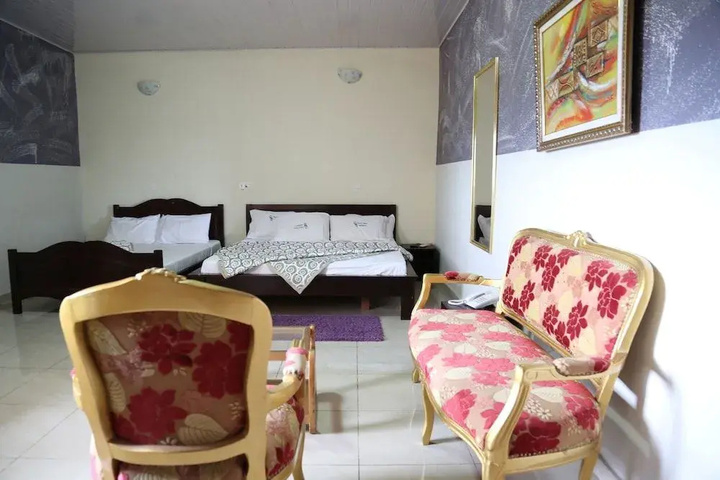 Room 5 of 25